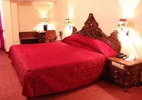 Grand Sartaj - Image 2