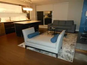 Toronto Escape - The Peridot Suite - Image 5