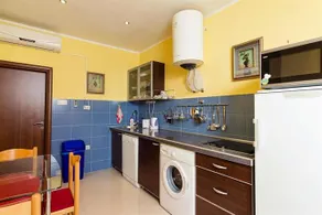 Waterfront Apartments - Image 3