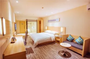 City Comfort Inn Hechi Zhongxin Square - Image 2