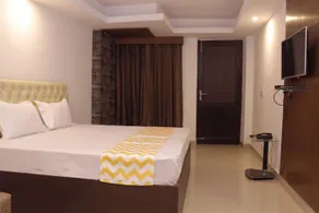 FabHotel Blueberry Hauz Khaz - Image 5