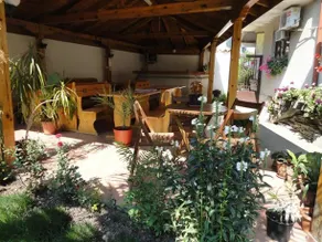 Lefterovi Guest House - Image 2