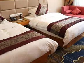 Fuzhou Linchuan Talent International Hotel - Image 4