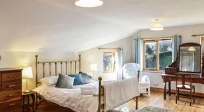 Folland House - Image 2