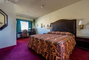 Hotel Banning I-10 - Image 1