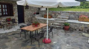 Geomelia Guest House & Studio - Image 4