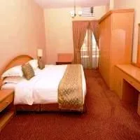 Emirates Springs Hotel Apartments - Image 3