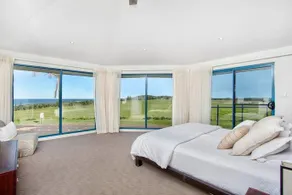 The Perfect Holiday House - Image 4