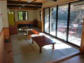 INA Riverside Guesthouse - Image 5