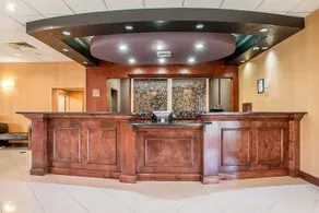 Clarion Inn Elmhurst - Oakbrook - Image 5