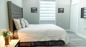 Aaron's Sweet Home - Image 4