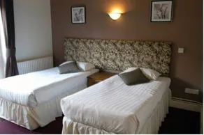 The George Hotel - Image 5