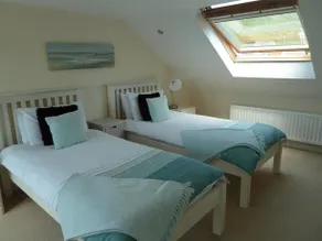 Chesil View House - Image 2
