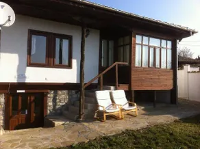 Lionsgate Guest House - Image 1