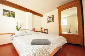 Historical Village Retreat, Interlaken, sleeps 2 - Image 3