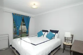 Wallaby Cottage - cute Accom in bushland setting - Image 5