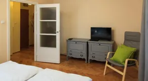 Apartament Warsaw Stopover Metro Wierzbno - Image 4