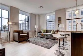 Global Luxury Suites at the Wharf - Image 5