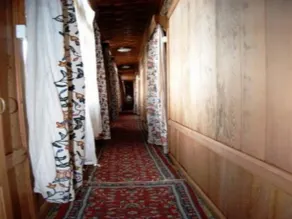 Howrah Houseboat - Image 2