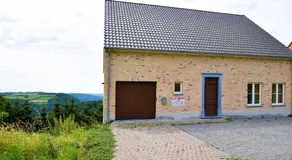 Holiday Home in Hastiere With Terrace - Image 4