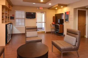 TownePlace Suites Miami Lakes - Image 4