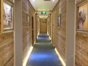 Millet Chain Hotel Huangcun Railway Station - Image 2