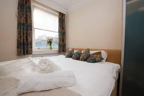 Veeve Welbeck Street 5 Minutes Walk From Oxford Street Westminster - Image 3