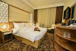 Sunrise Hotel - Image 4