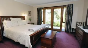 Wintarni Olives Cottage - Image 3