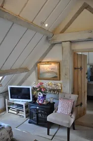 The Old Barn North Stoke - Image 3