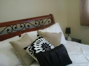 Bondi Gateway Hotel - Image 2