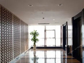 Maple Leaf Modern Hotel - Image 3