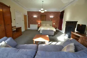 Rampant Lion Hotel - Image 5