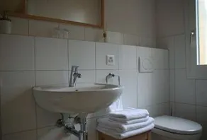 Bed & Breakfast Swiss Seasons - Image 4