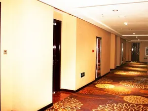 Himalaya Hotel (Xi'an Bell Tower Subway Station) - Image 2