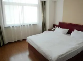 Qingdao Haitai Wanfeng International Hotel (Shilaoren Beach Branch) - Image 5