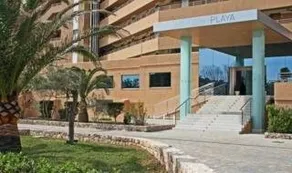 Apartamentos Pil-lari Playa - Image 2