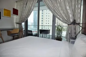 Wider View Marina Trident Grand Residence - Image 3