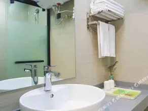 Spring City Star Hotel Natie Branch - Image 2