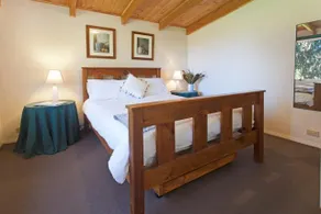 Bluegum Ridge Cottages - Image 5
