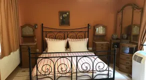 Mandula Villa Apartment - Image 4