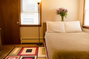 Us Bed And Dinner - Image 2