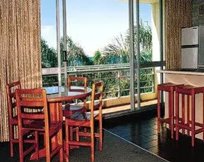 Pacific View Resort - Image 1