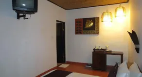 Touring Home Stay Hotel - Image 4