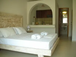 Michalis Apartments - Image 5