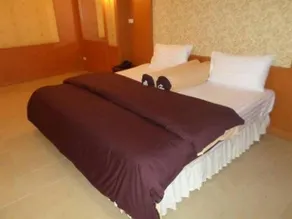 Meridian De Bangkok Hotel - Image 4