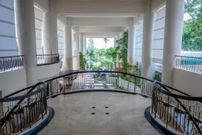 H Suites Tanjung Bungah - Image 2