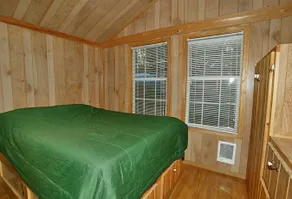 Arrowhead Camping Resort Deluxe Cabin 7 - Image 4