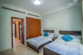 Marina Living - Image 5