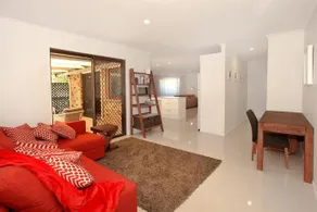 Koorin 3 Holiday House - Image 4